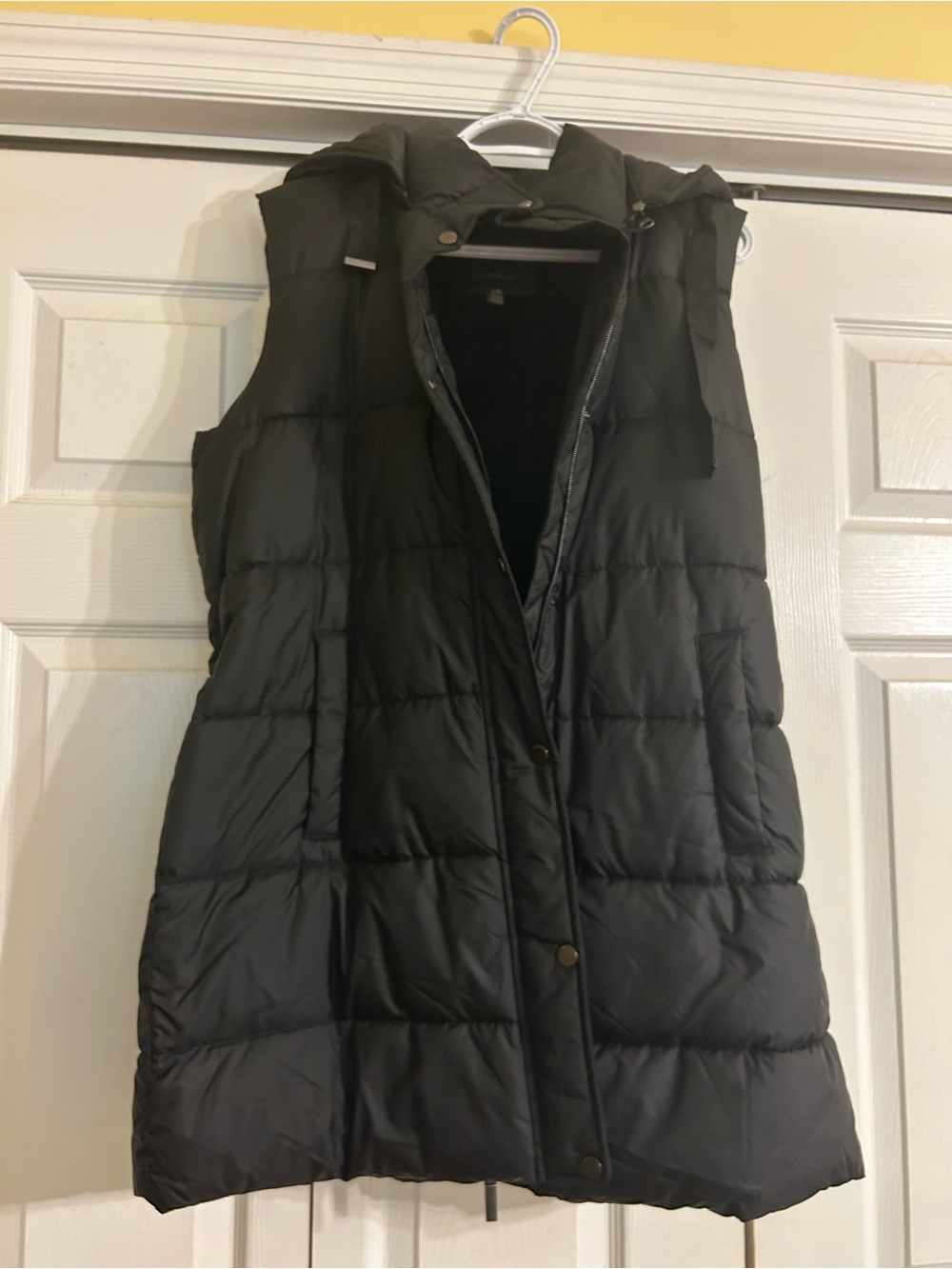 Women's Black Puffer Vest with Hood